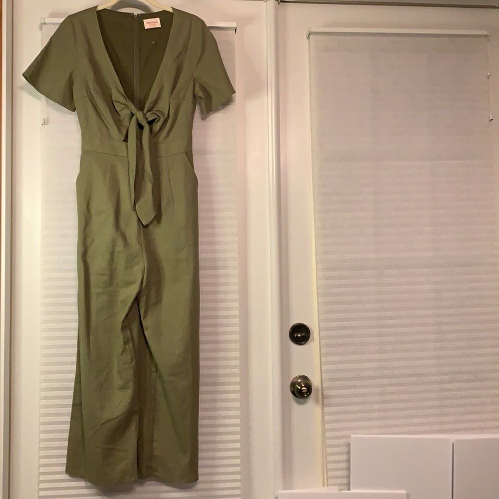 Showpo Jumpsuit Pantsuit Army Green Linen Blend Size 4